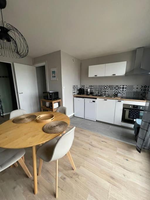 Appartement Urbain A Deux Pas De La Plage Le Havre Exterior photo
